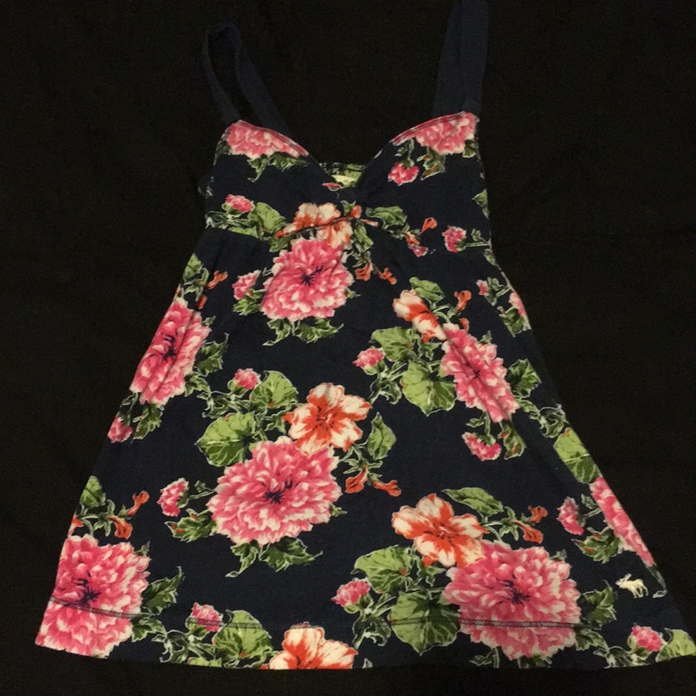 ✨ABERCROMBIE & FITCH ✨ floral babydoll top! SIZE S